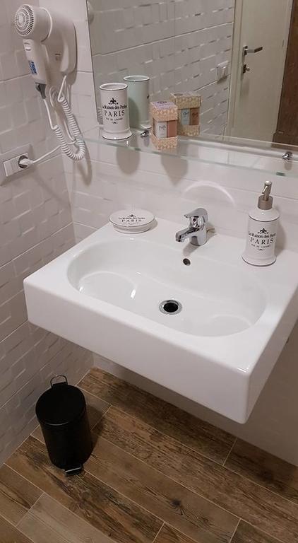 B&B Via Veneto クロトーネ エクステリア 写真